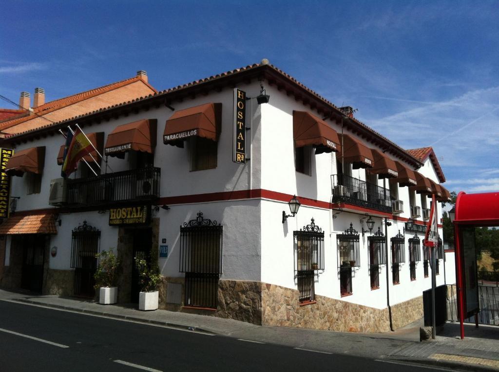 Hostal Paracuellos Paracuellos de Jarama Extérieur photo